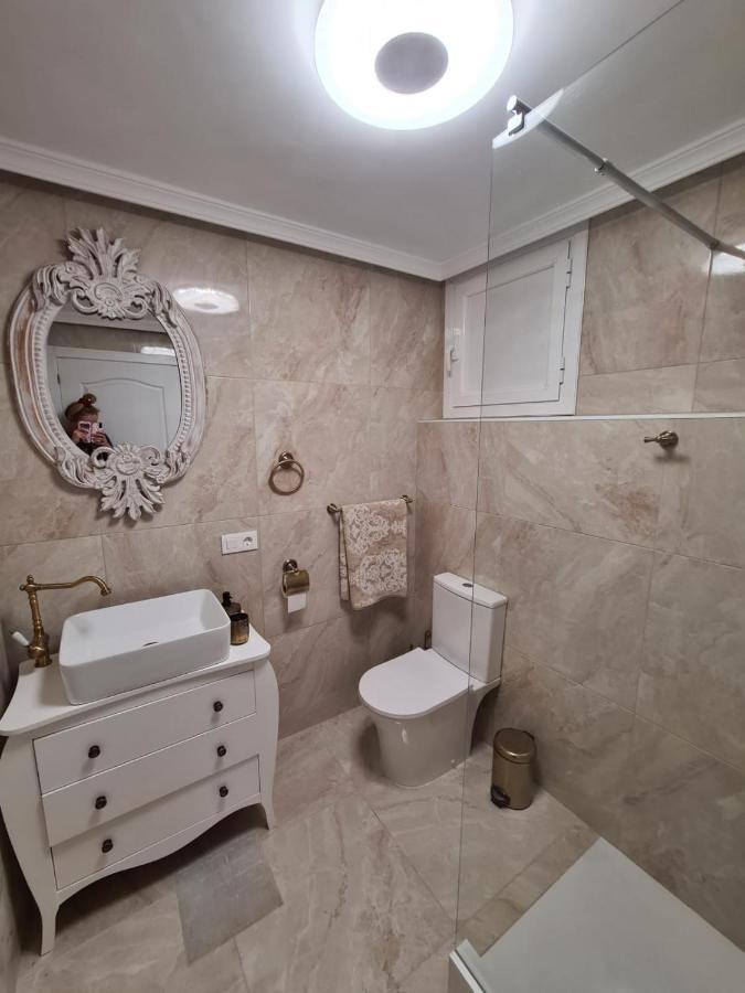 Retro 1 Bedroom Apartment Чайофа Экстерьер фото